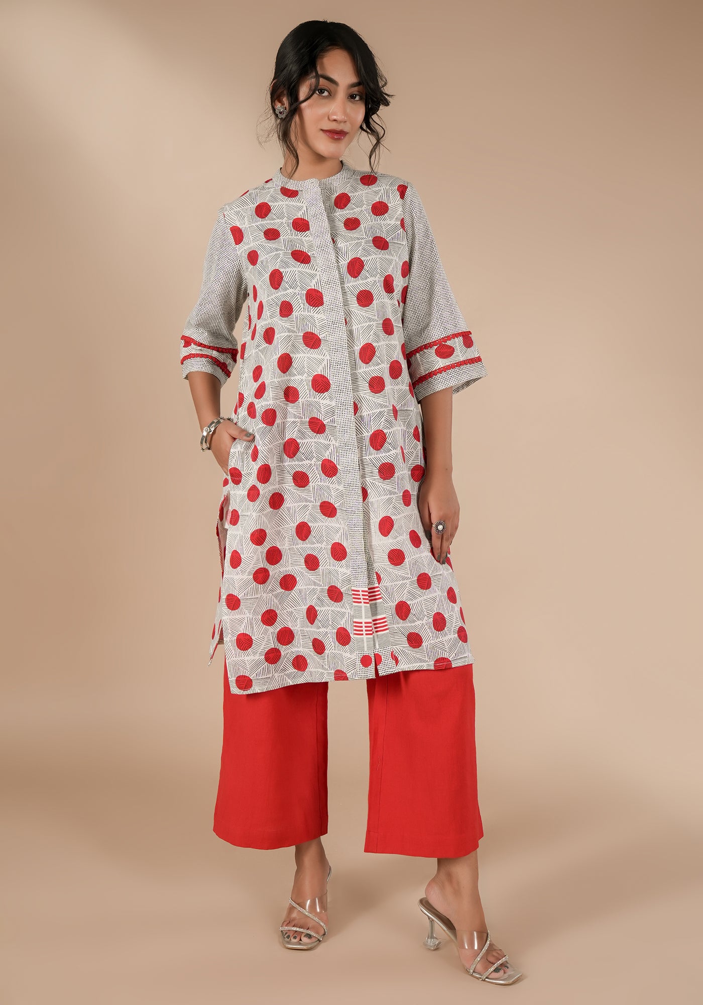 BINDU STRAIGHT FIT SIDE SLIT KURTA