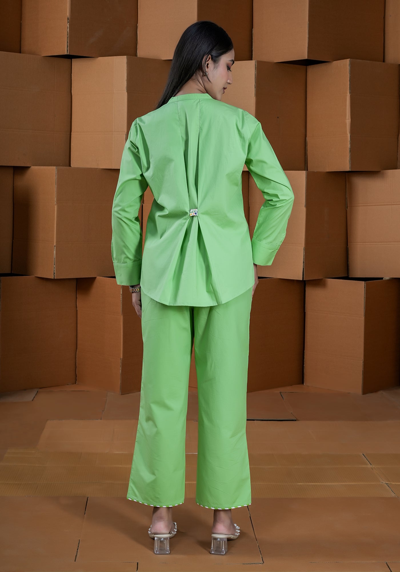GREEN BACK LOOP SHIRT