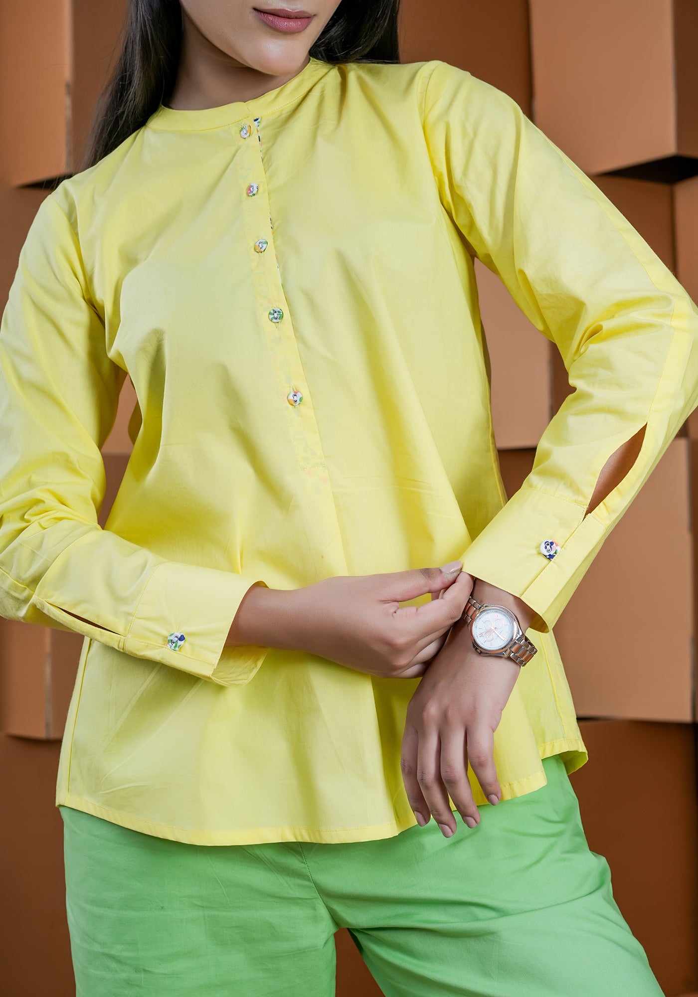 YELLOW BACK LOOP SHIRT
