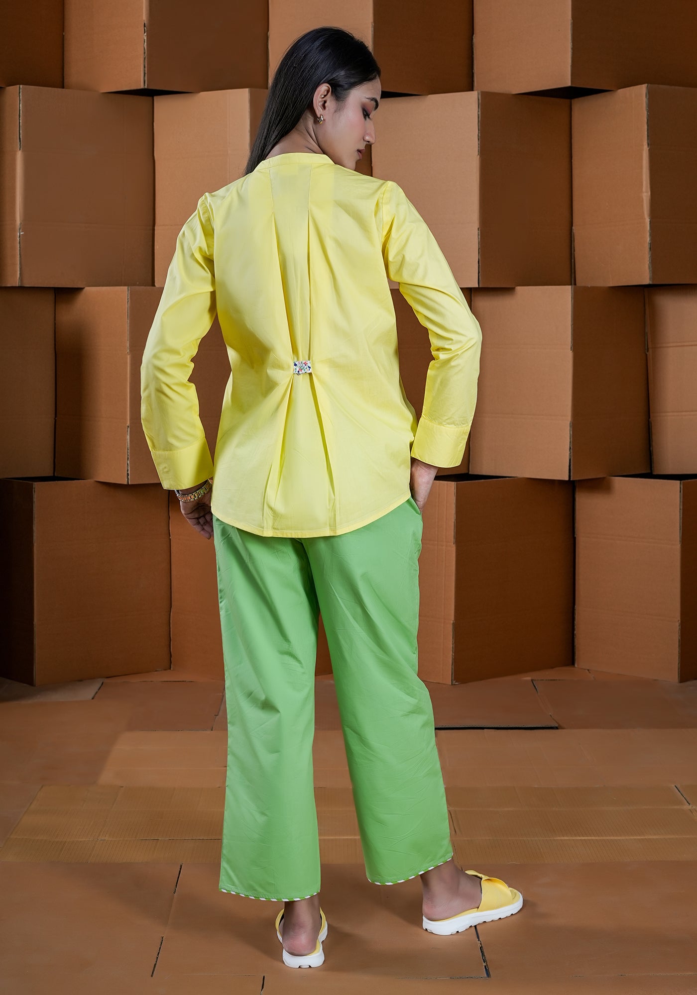 YELLOW BACK LOOP SHIRT