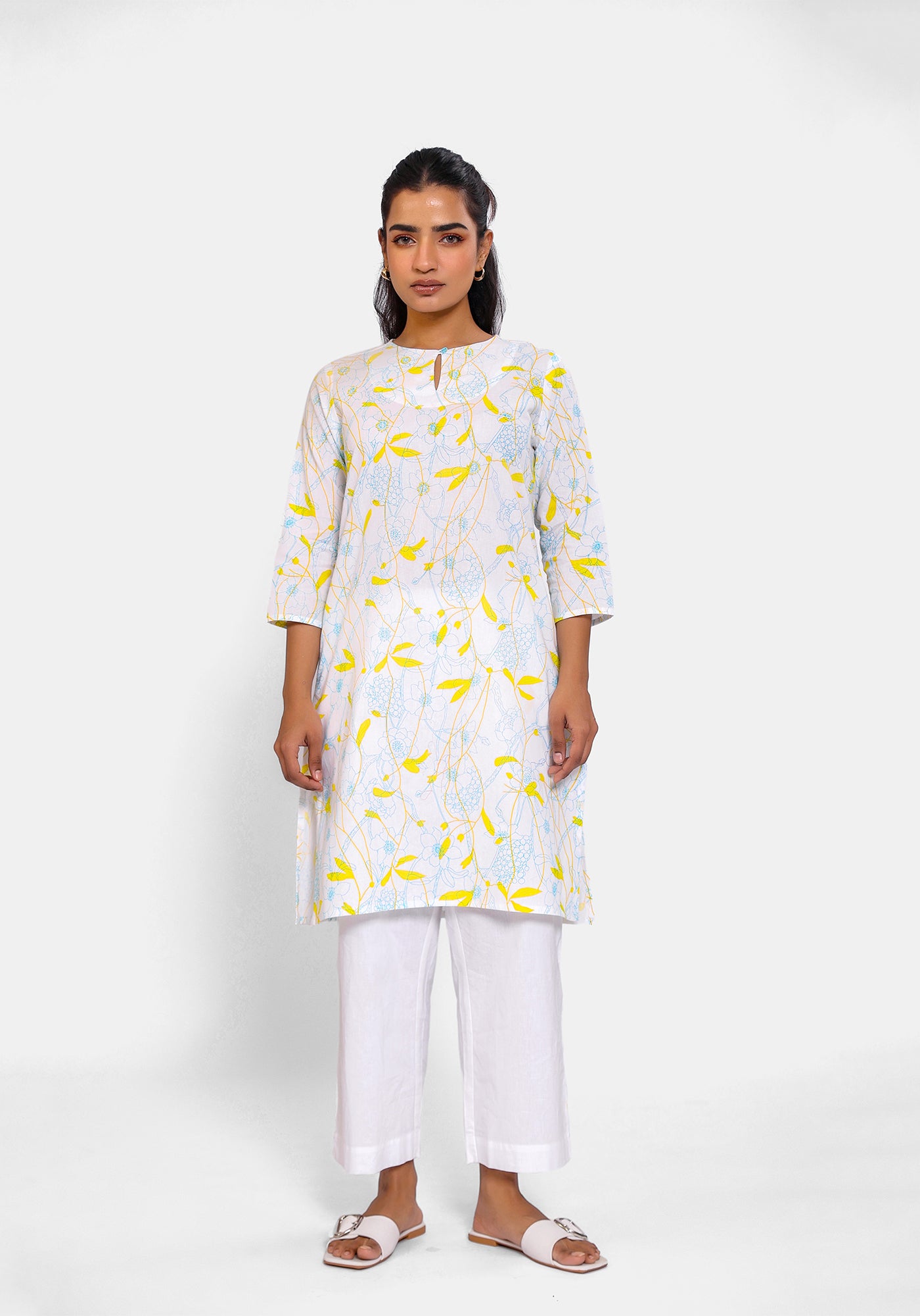 HARROZ SERENE OFF WHITE KURTA