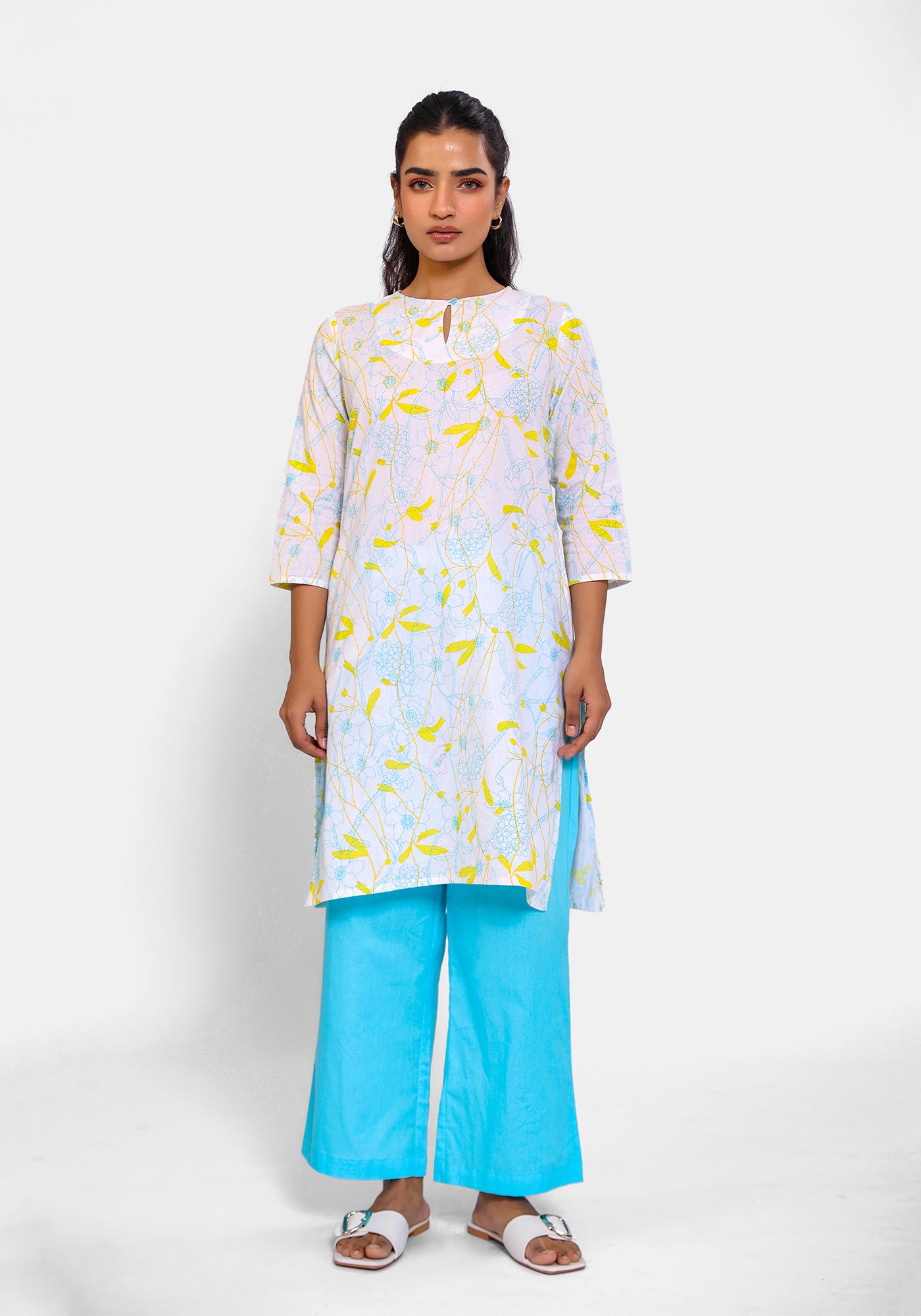 HARROZ SERENE OFF WHITE KURTA
