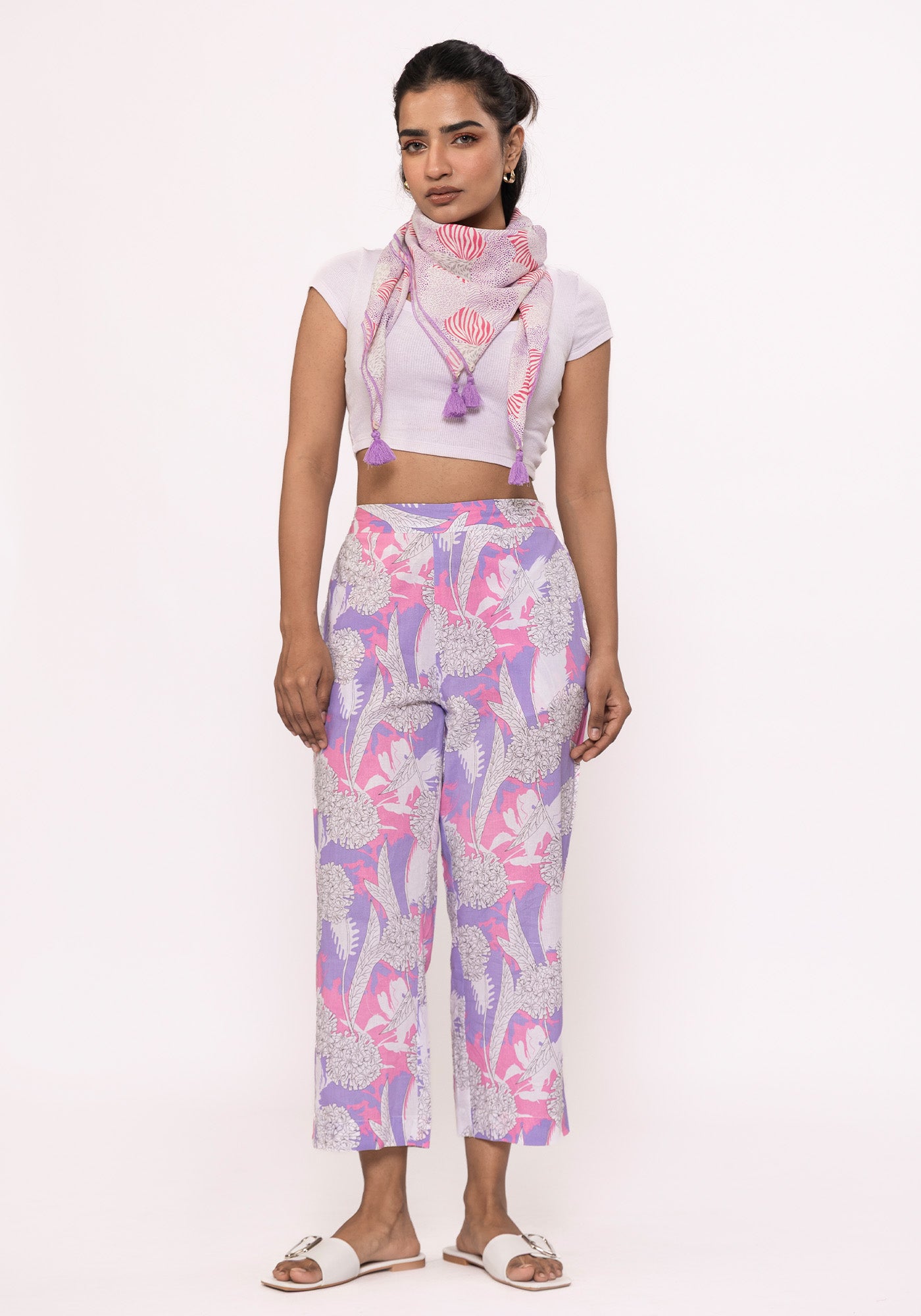 HARROZ SQUARE TASSEL SCARF
