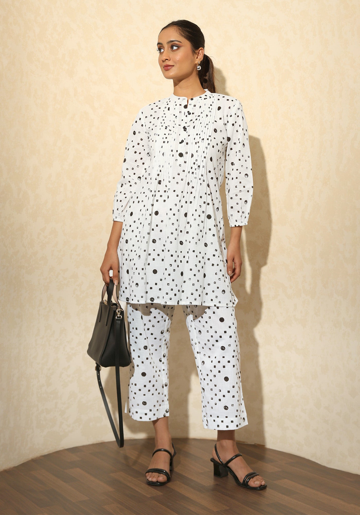 GRAYSCALE IVORA PLEATED TUNIC