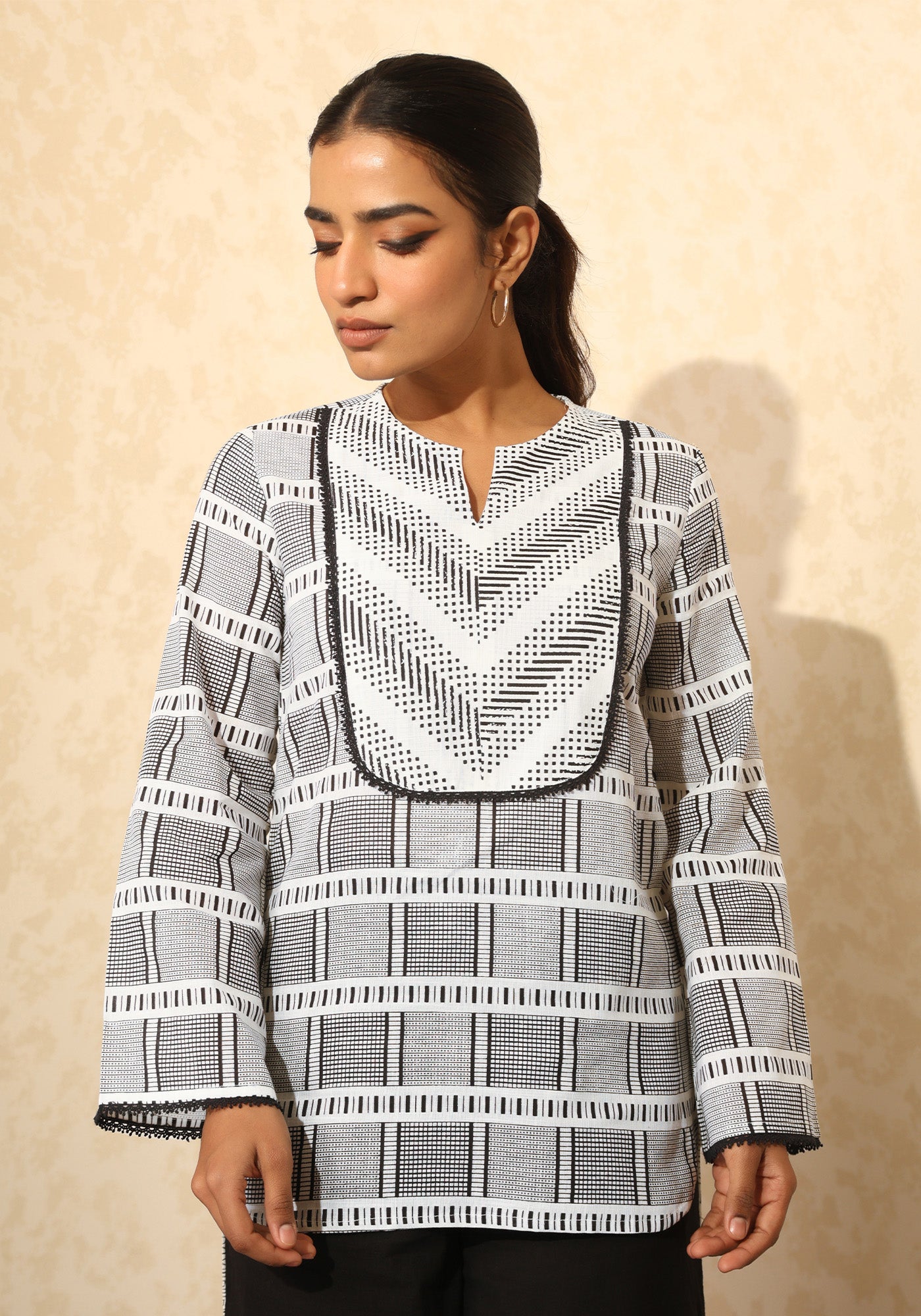 GRAYSCALE BIANCA TOP
