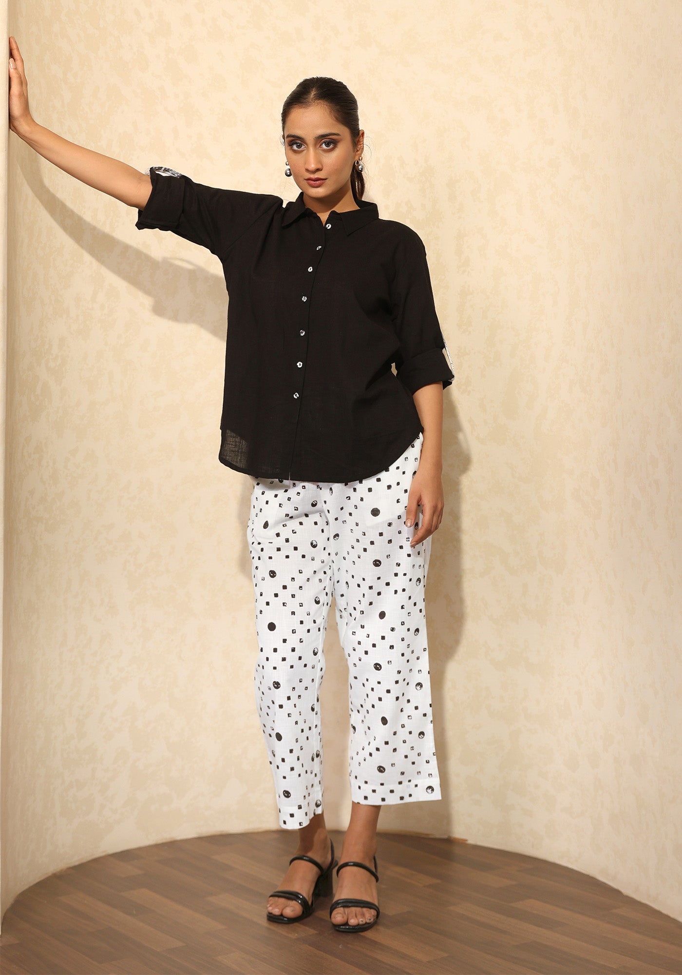 GRAYSCALE NOIR SHIRT
