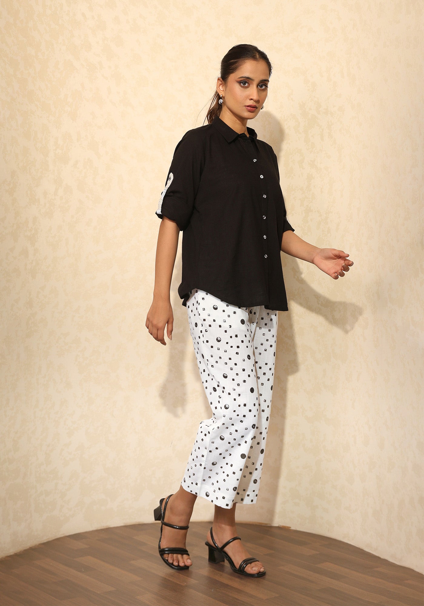 GRAYSCALE NOIR SHIRT