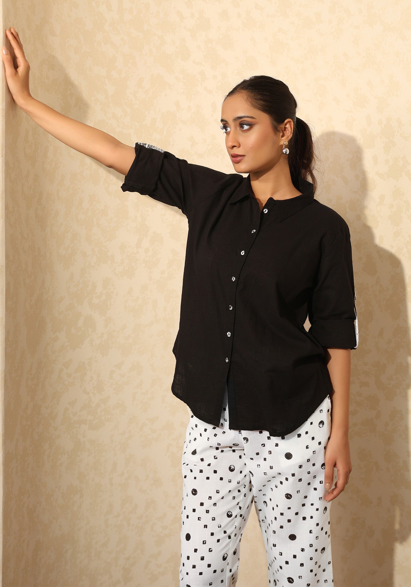GRAYSCALE NOIR SHIRT