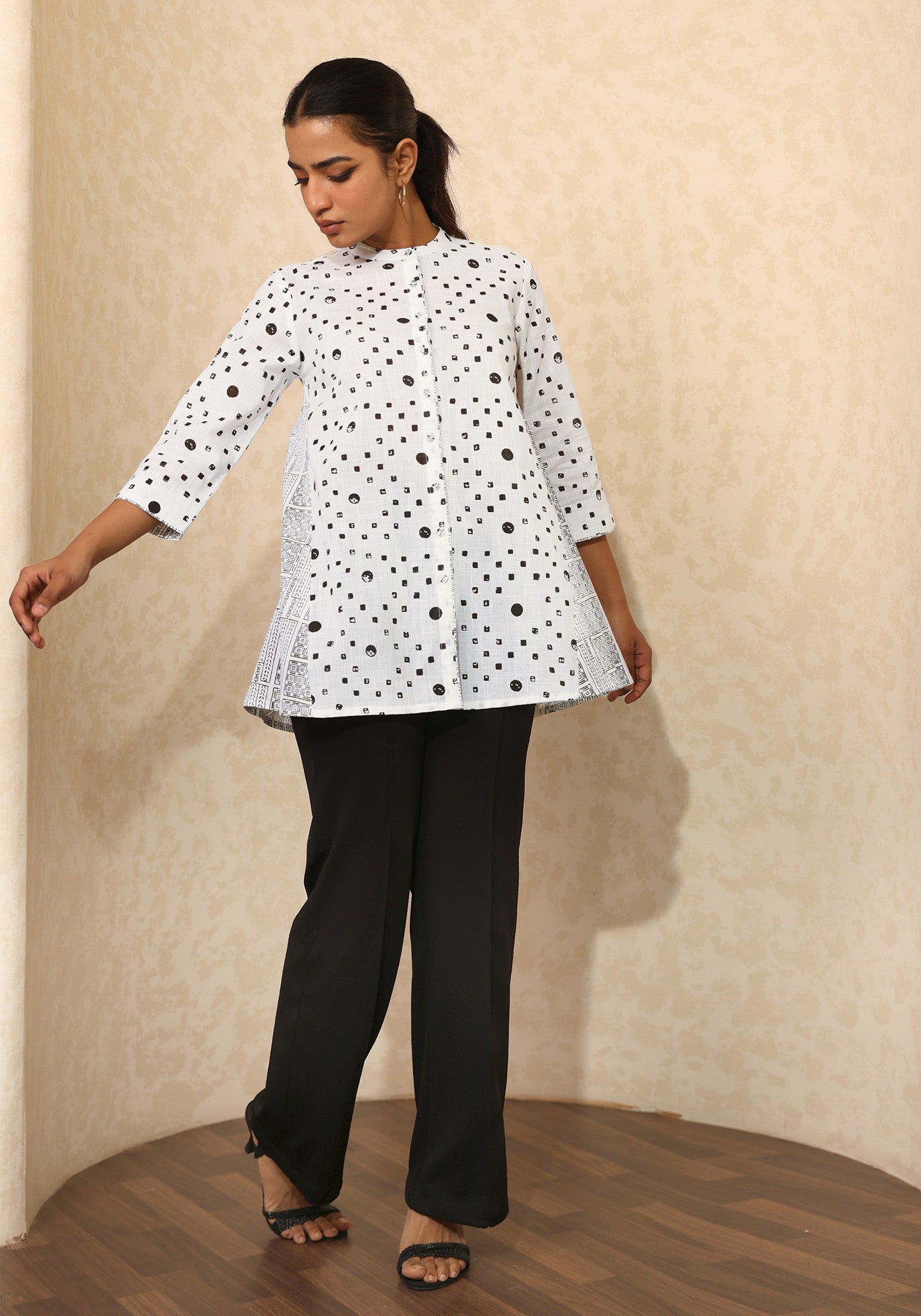 GRAYSCALE POLKA PANEL SHIRT