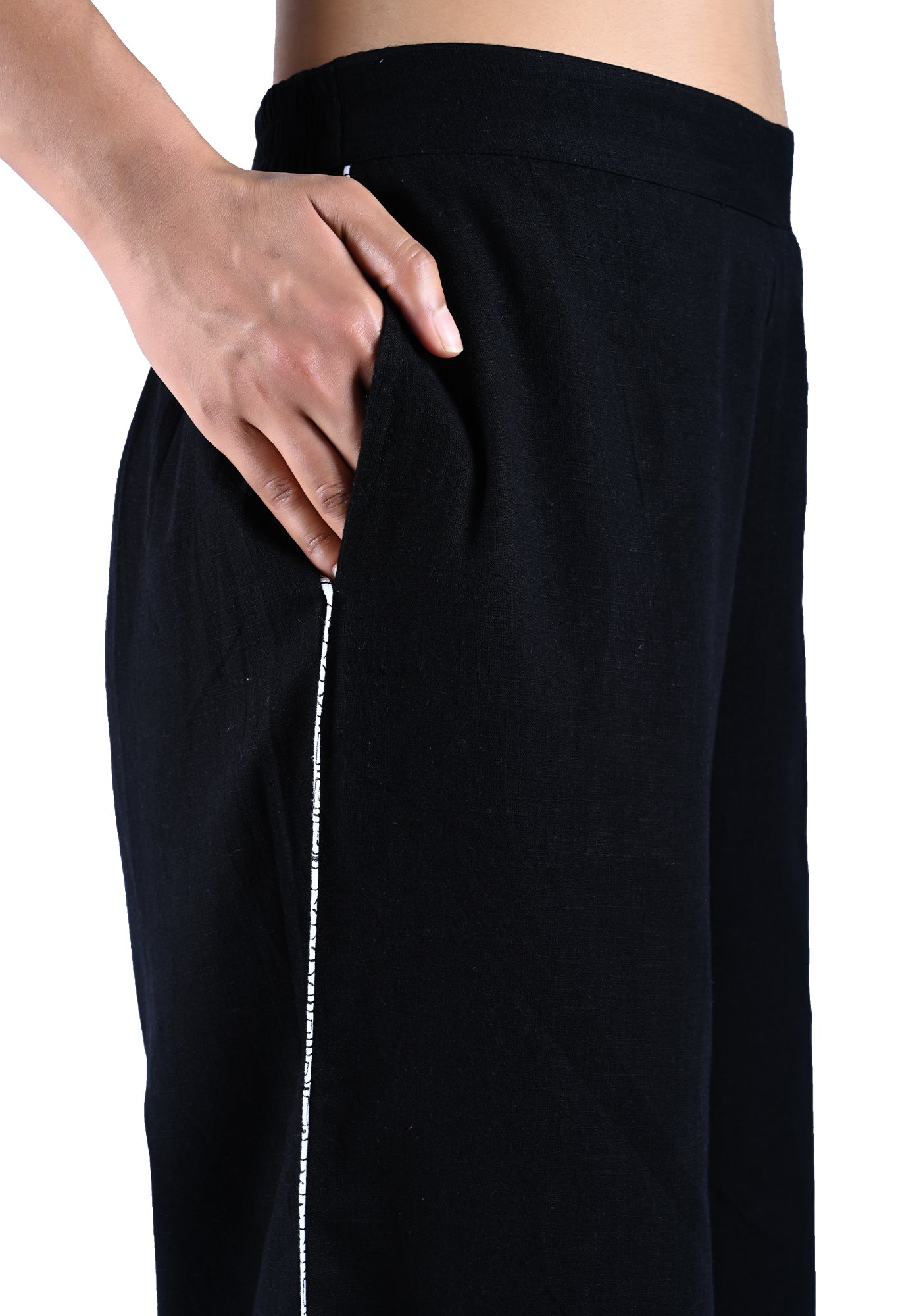 GRAYSCALE MELORA BLACK CULLOTTE