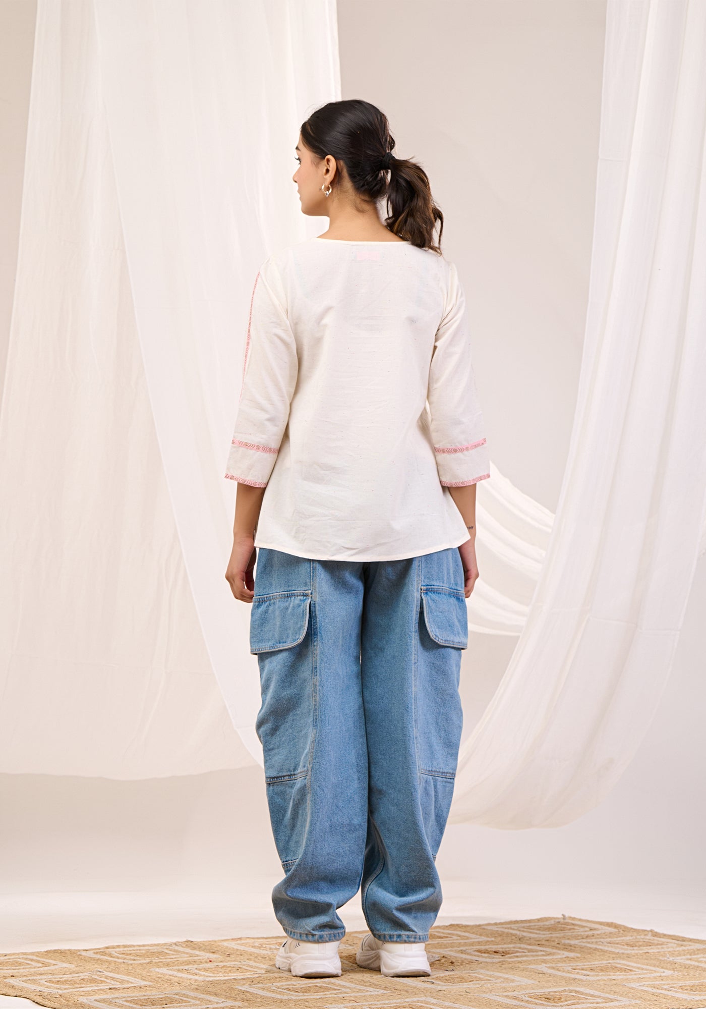 IVORY GRACE TOP
