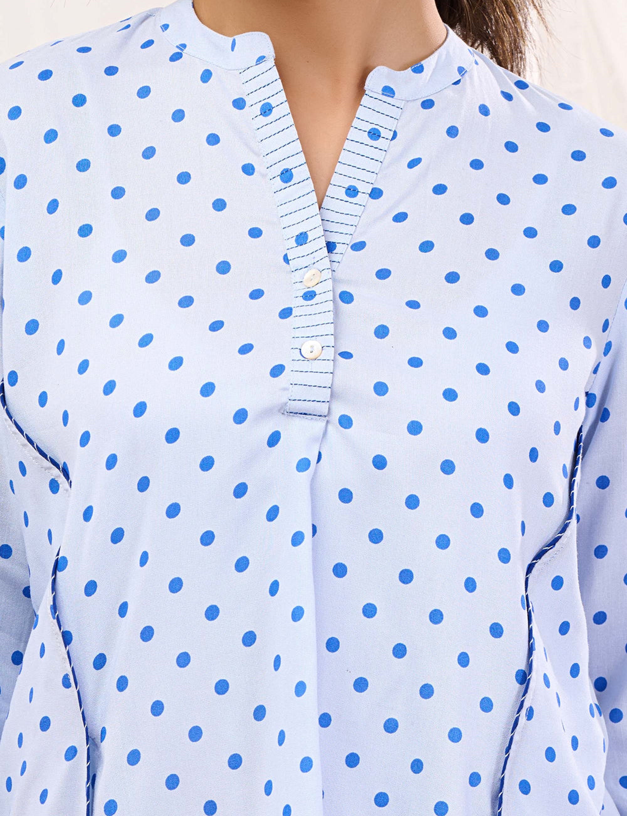 AZURE POLKS DOT TOP