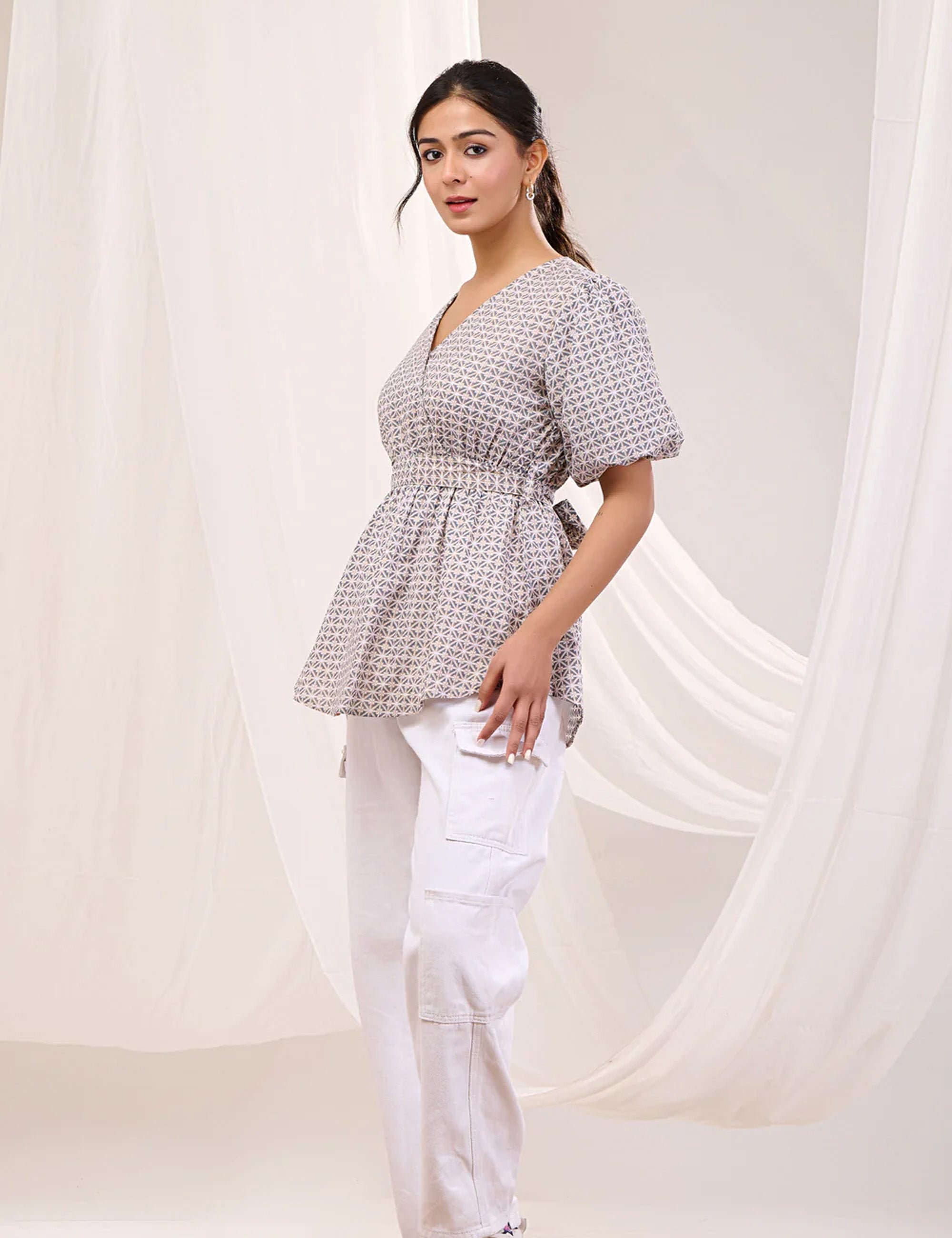 GRAY HAZE WRAP TOP