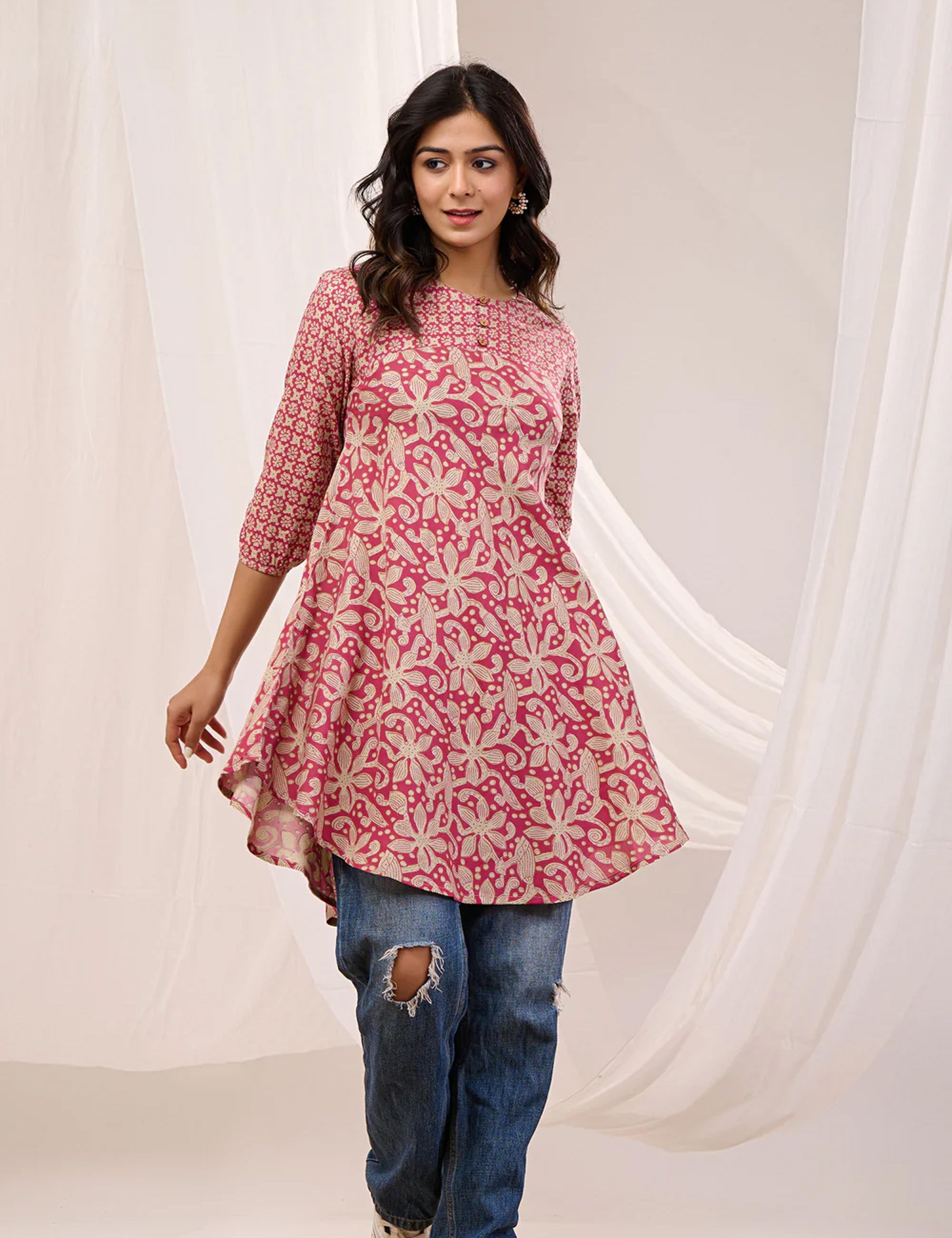 ROSE FILIGREE FLARED TUNIC DRESS