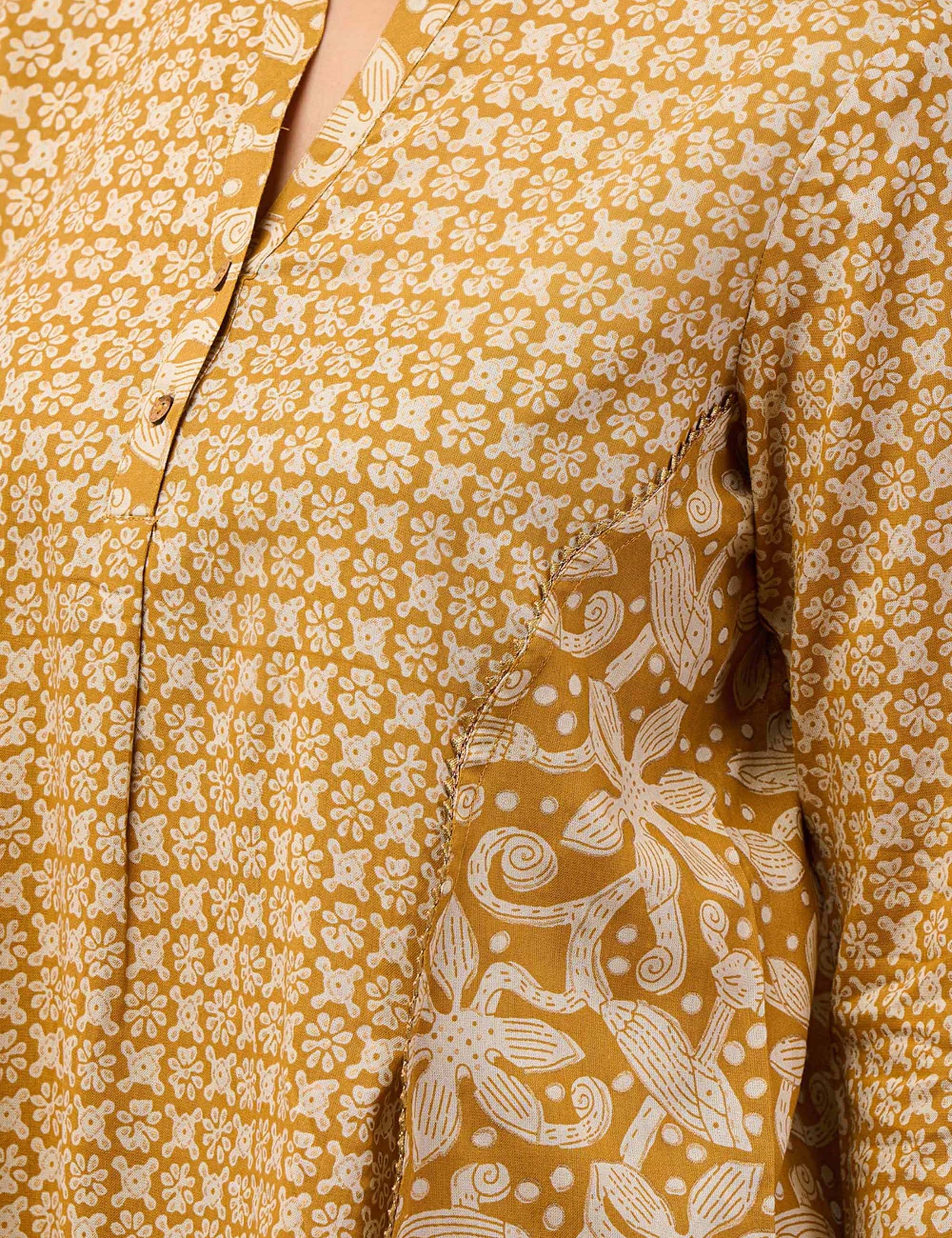 GOLDEN TAPESTRY TOP