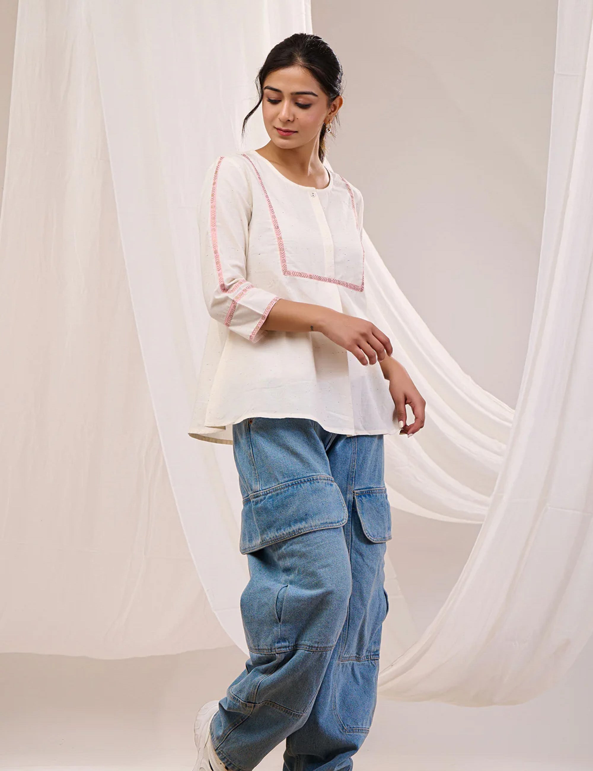 IVORY GRACE TOP
