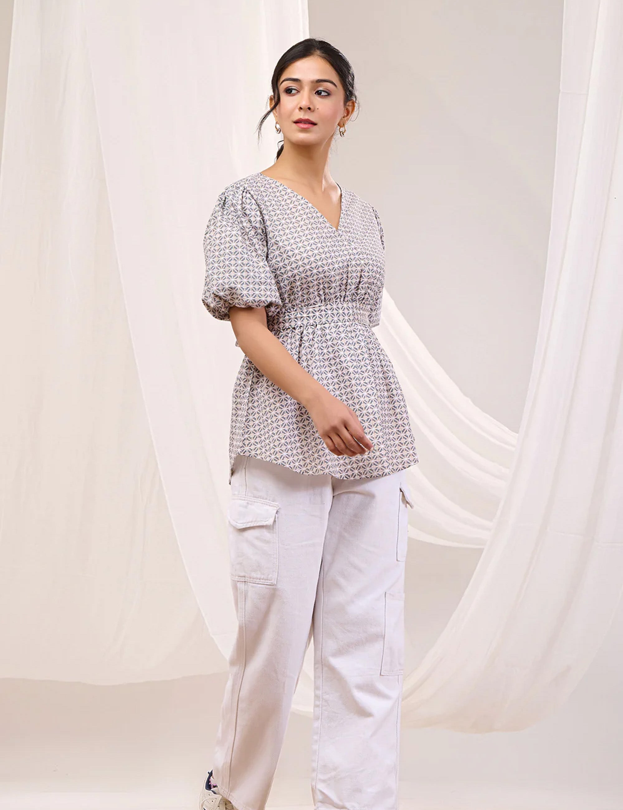 GRAY HAZE WRAP TOP