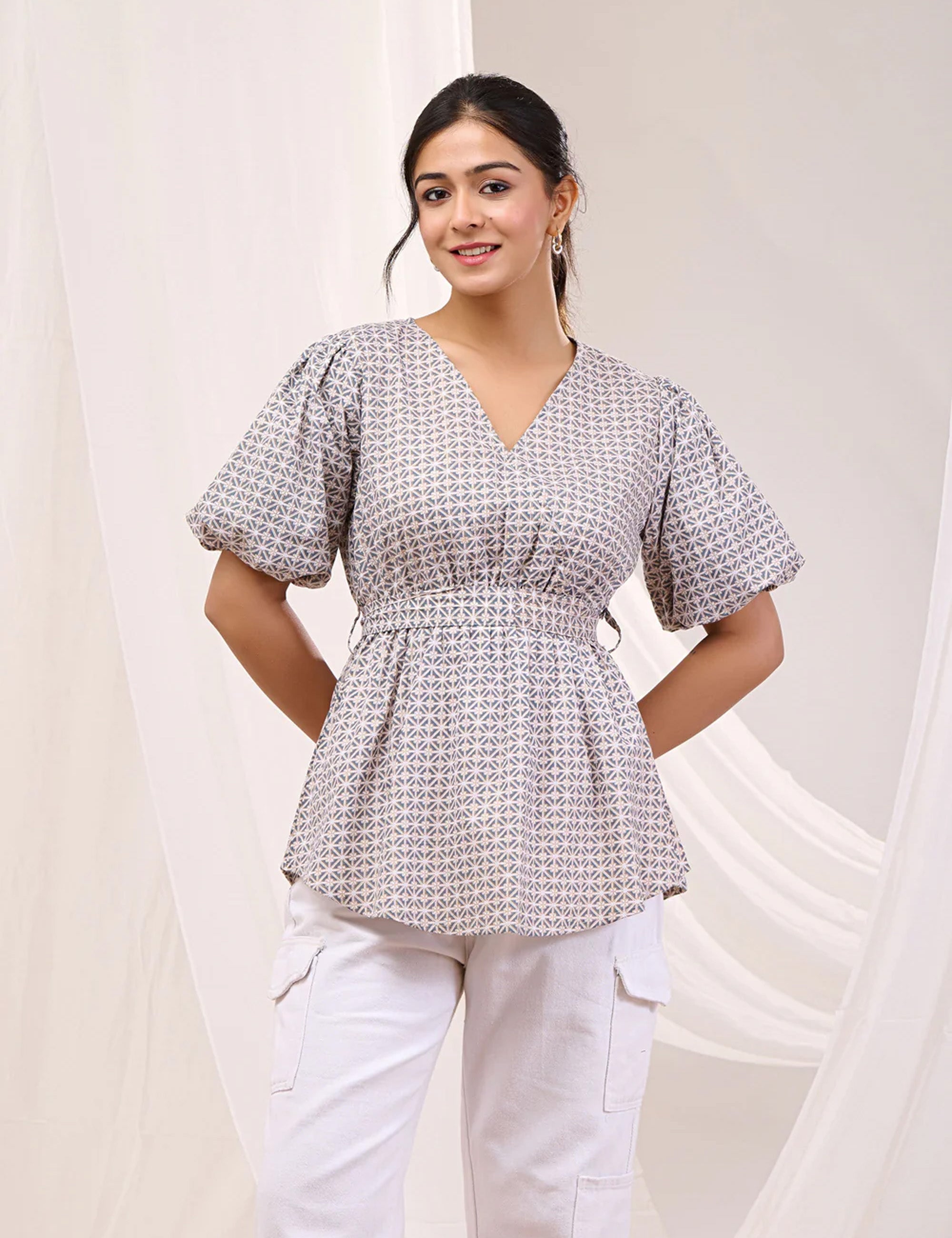 GRAY HAZE WRAP TOP