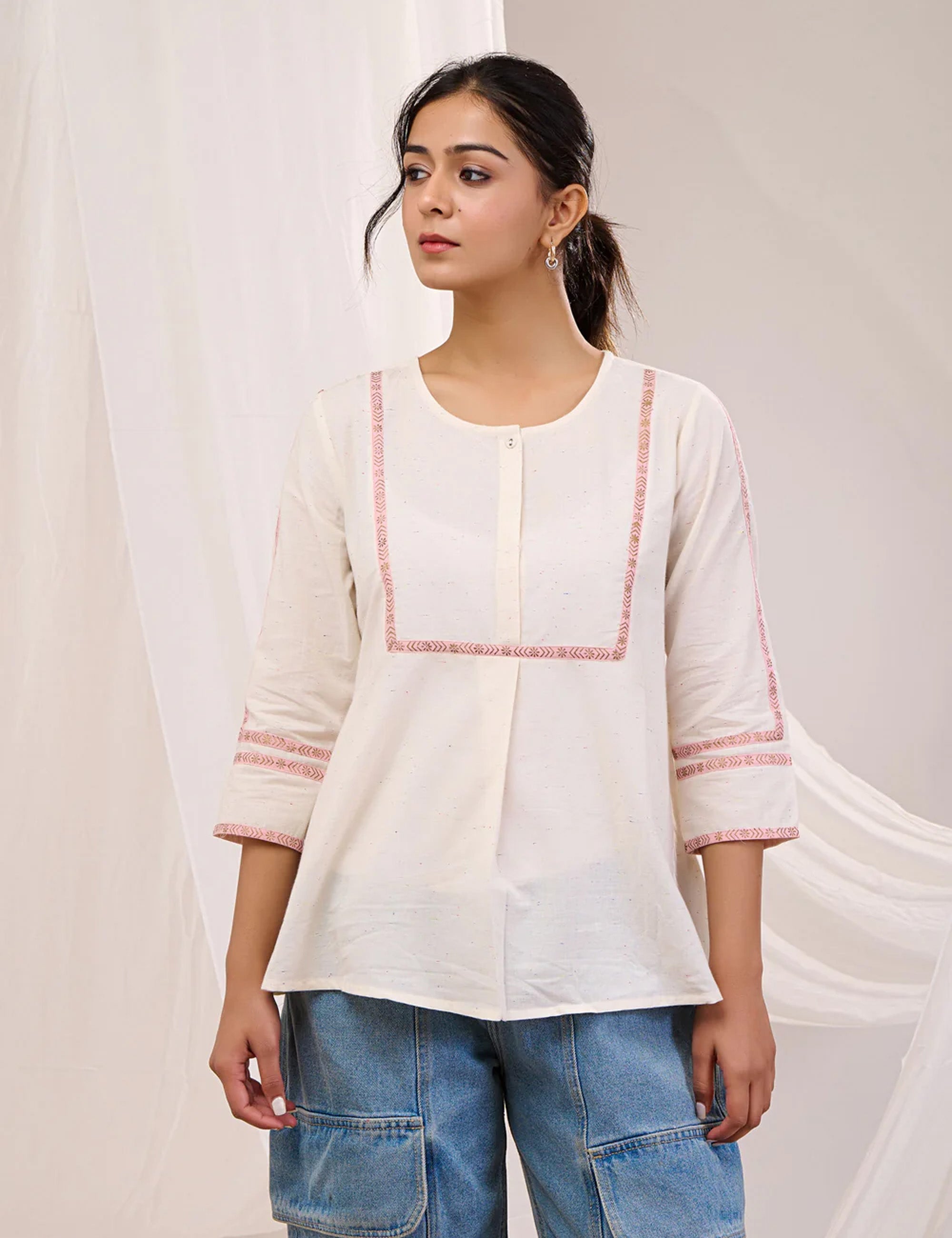 IVORY GRACE TOP