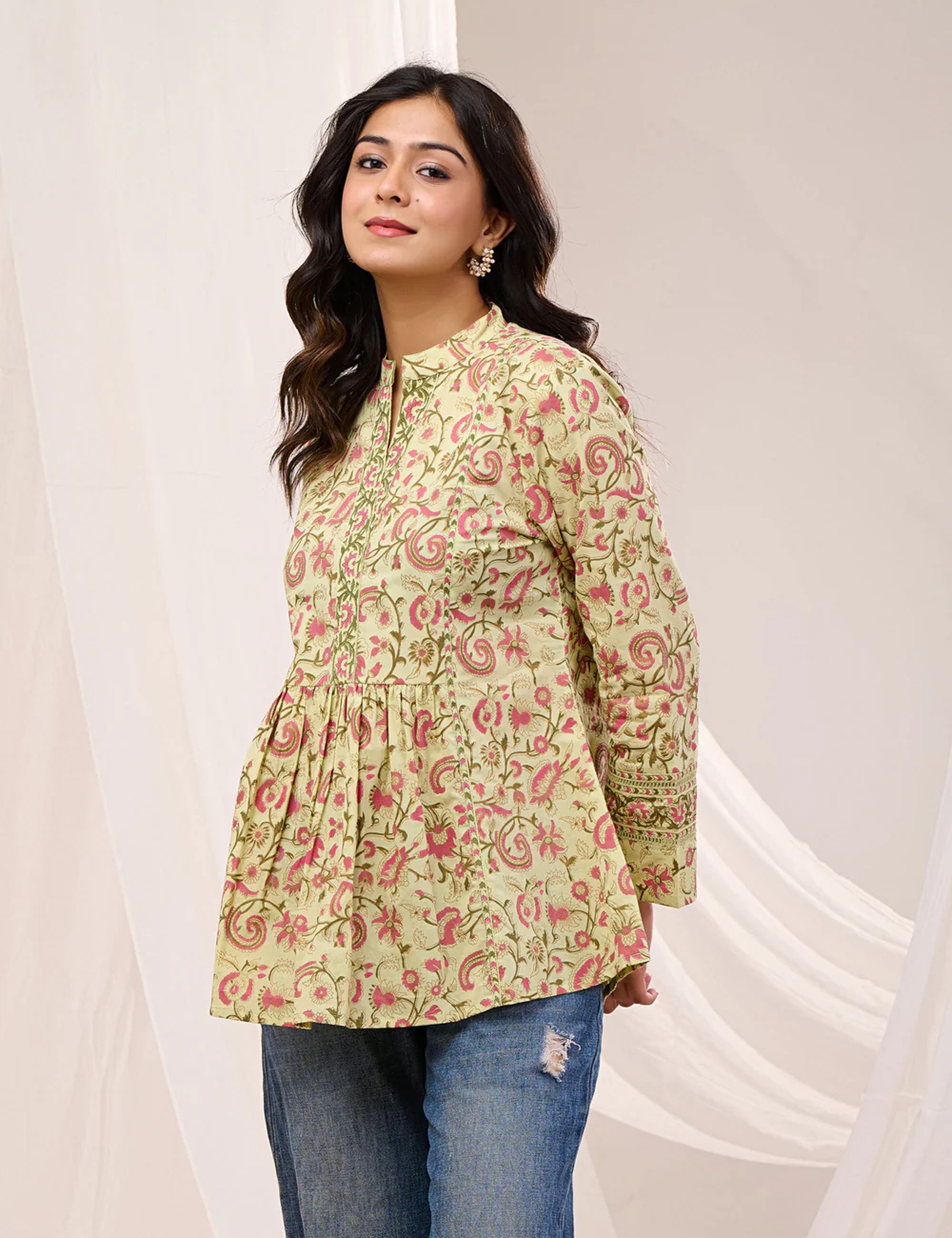 VERDANT VINE PEPLUM TOP