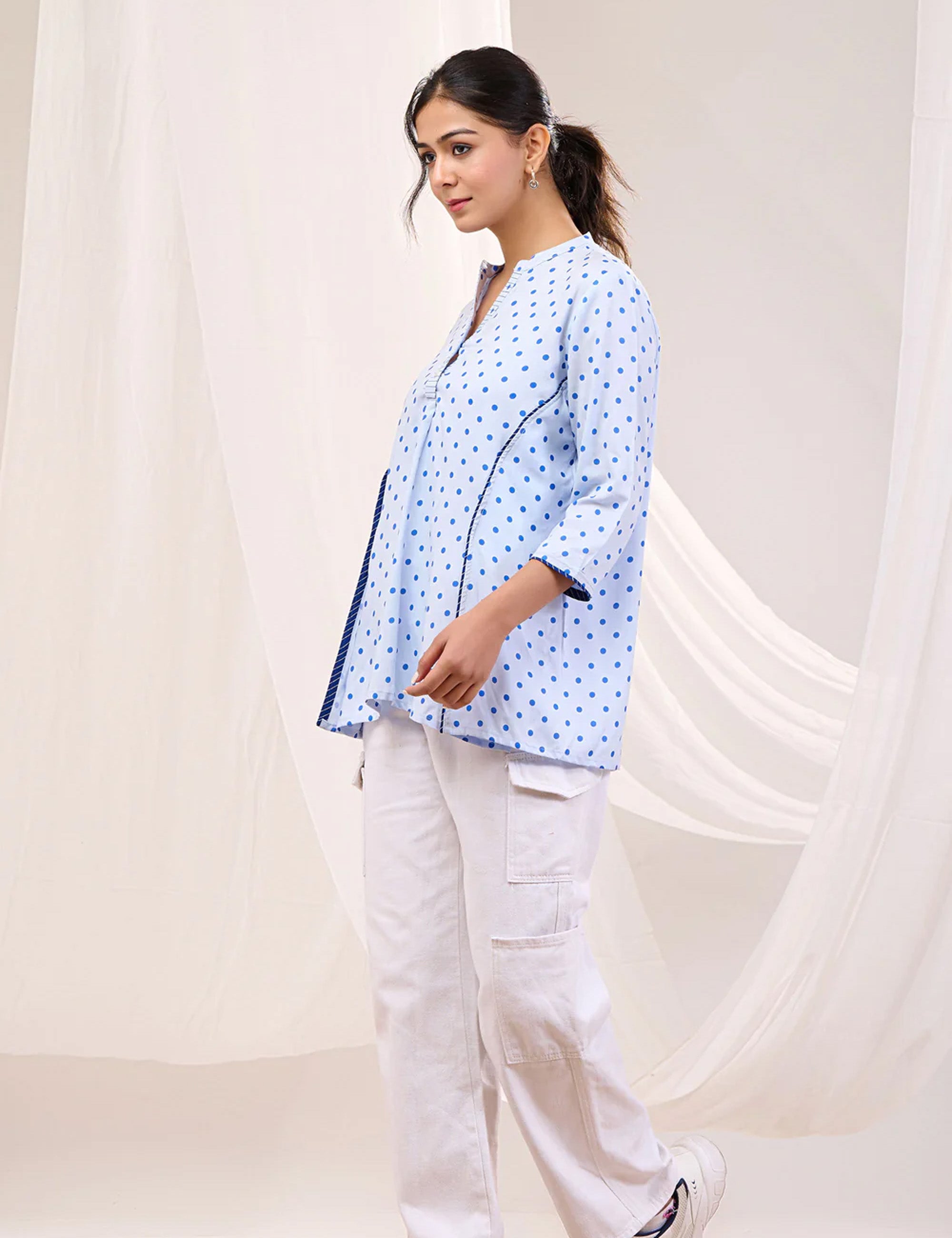 AZURE POLKS DOT TOP