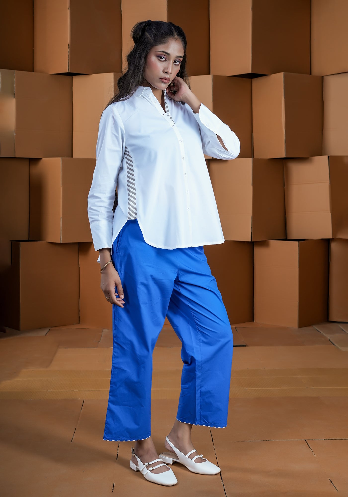 WHITE SIDE STRIP FULL PLACKET SHIRT