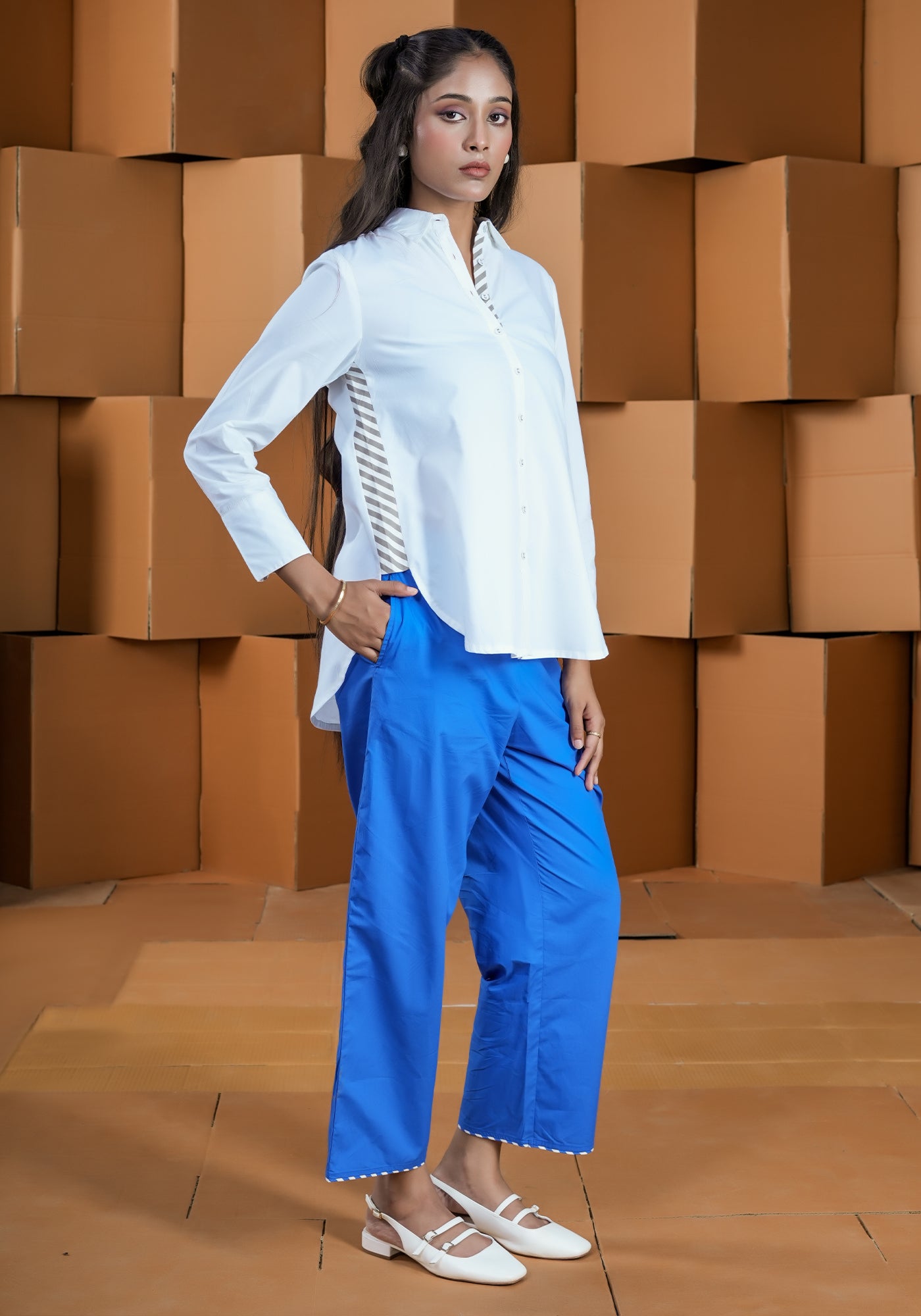 WHITE SIDE STRIP FULL PLACKET SHIRT