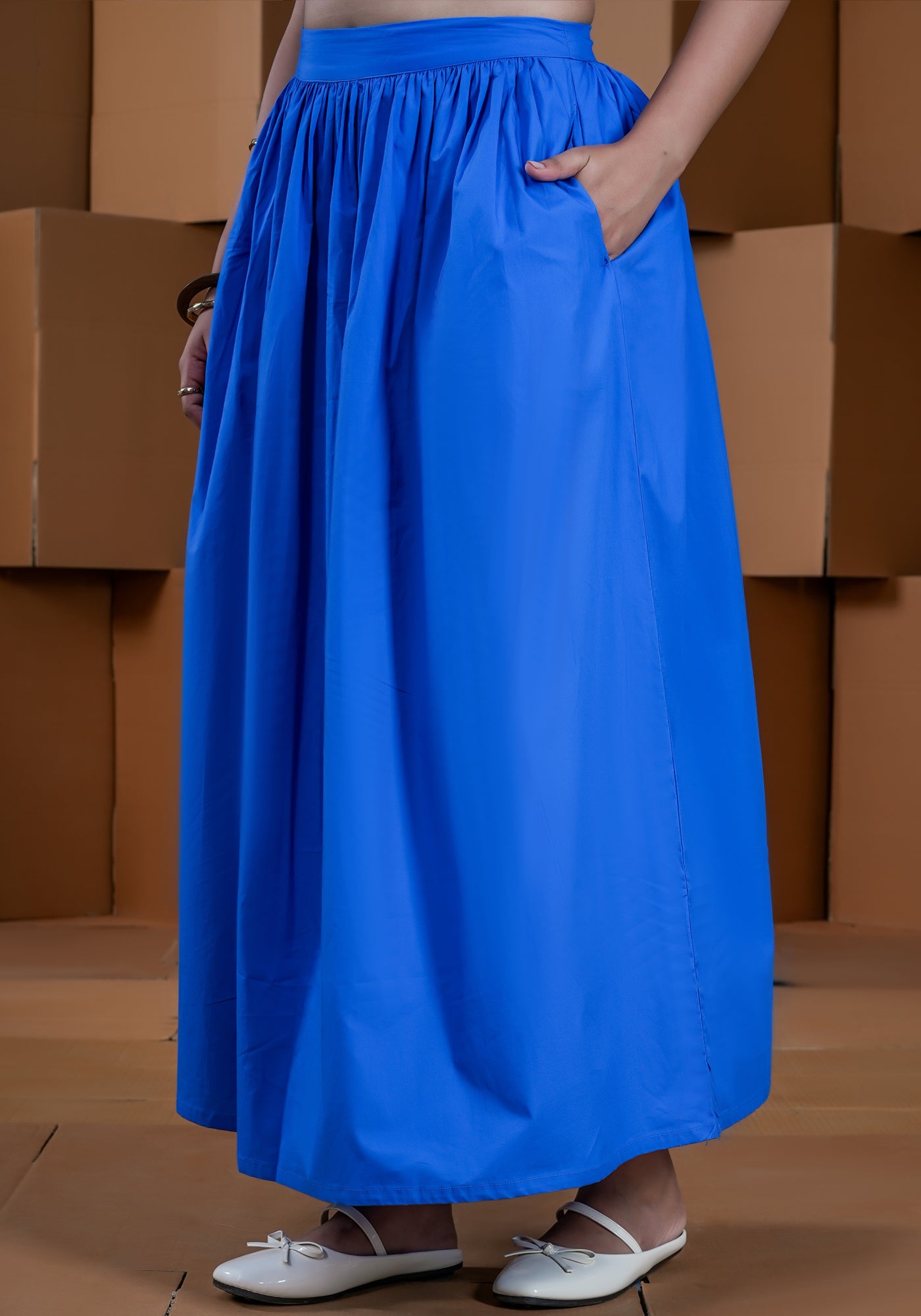 BLUE BACK  ELASTIC SKIRT