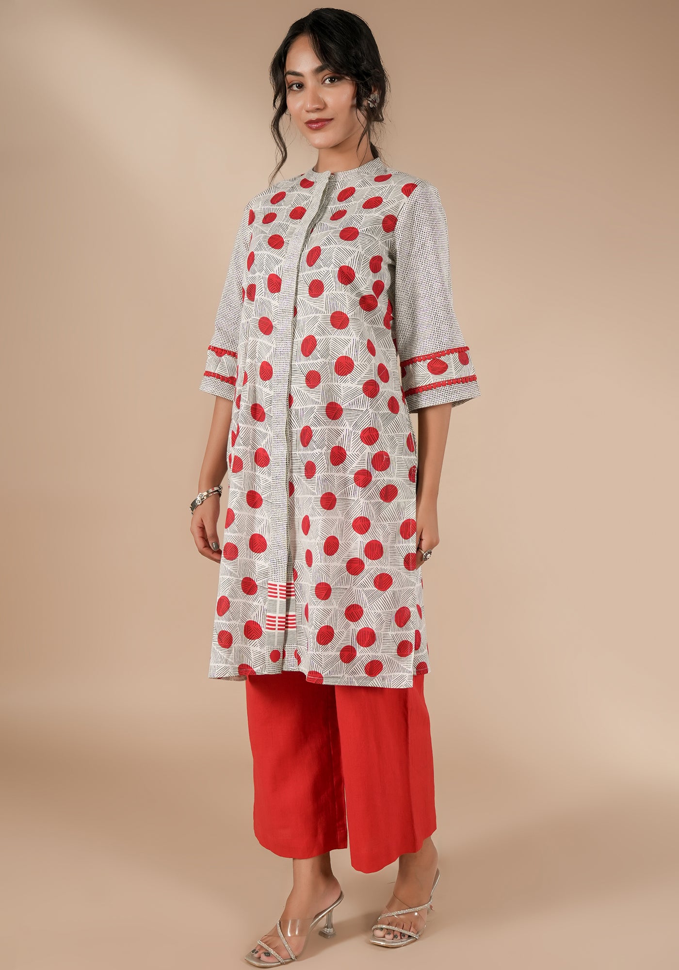 BINDU STRAIGHT FIT SIDE SLIT KURTA