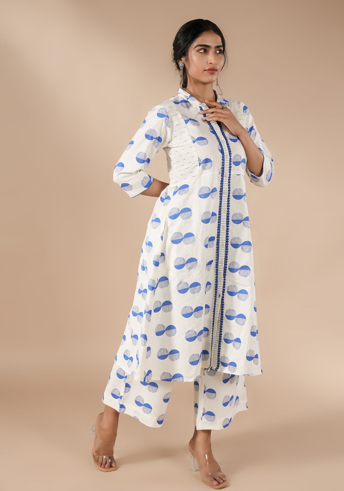 BINDU FIT & FLARE KURTA WITH BACK SMOCKING